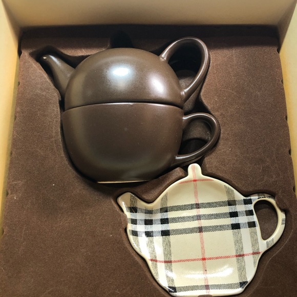 3 Piece Tea Set Plaid tea rest in box - Picture 11 of 13